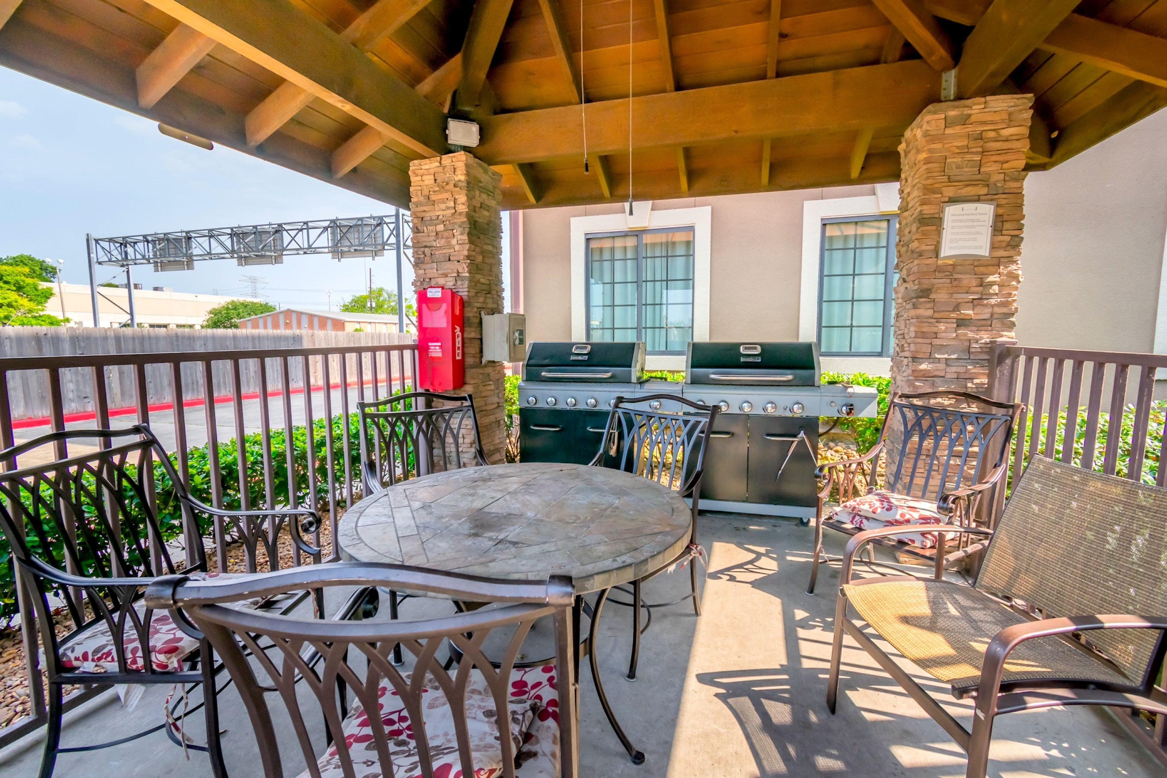 Staybridge - Iah Airport By Ihg Hotel Aldine