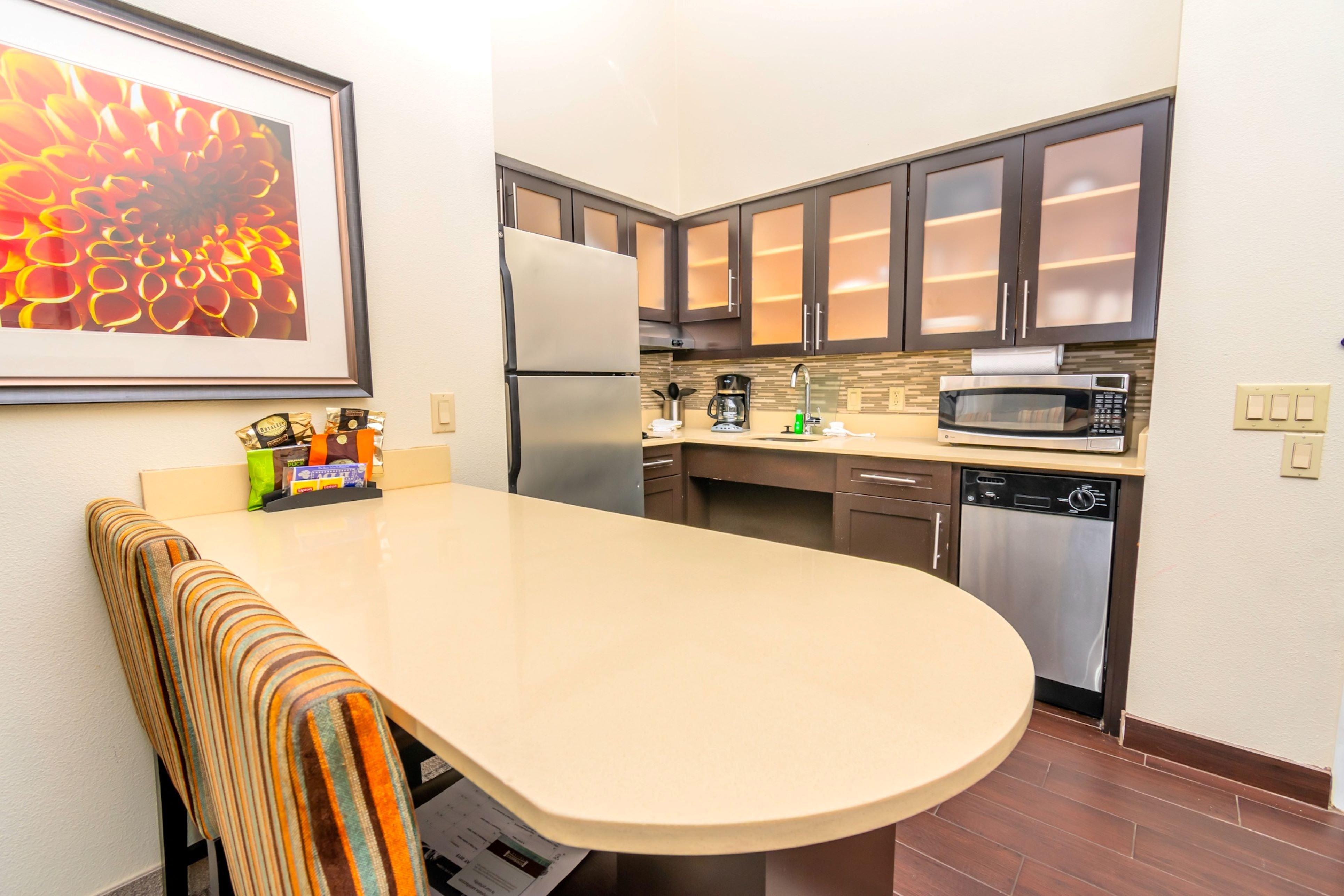 Staybridge Houston - Iah Airport By Ihg Hotel 3*